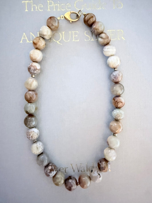 Neutral Agate